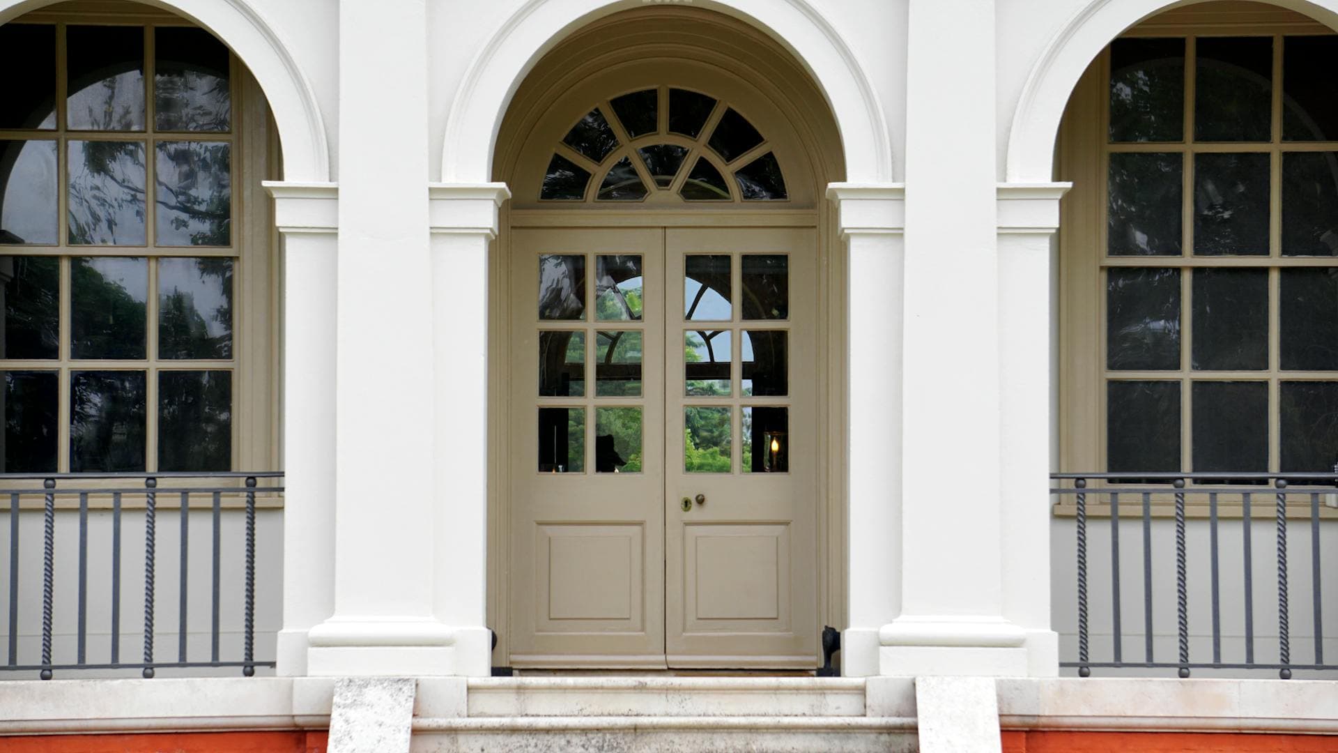 Grand Florida home entry — Suncoast Entry Coatings